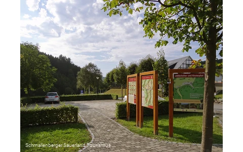 Wanderparkplatz  in Latrop, Ausgangspunkt für Wanderungen im Latroptal