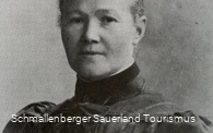Sie reiste als junge Frau in den 1890er Jahren nach Köln und vertrieb ihre Strickwaren selber - für eine Frau damals höchst ungewohnt!