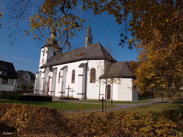 Kirche St. Gertrudis in Oberkirchen