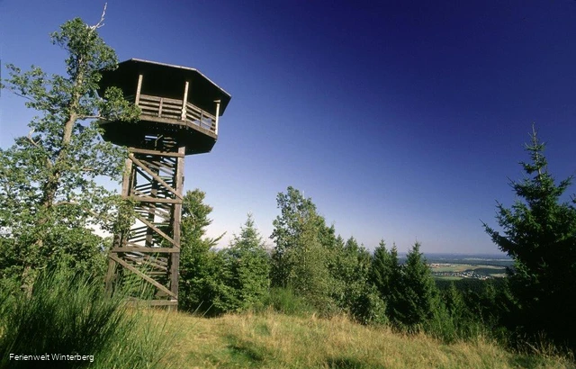 Heidkopfturm oberhalb von Hallenberg
